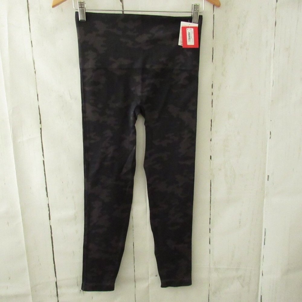 New‎ Spanx Look At Me Now Leggings L Large Black Camo Camouflage Seamless